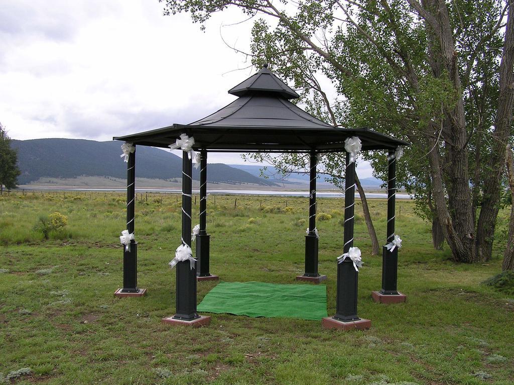 Laguna Vista Lodge Eagle Nest エクステリア 写真