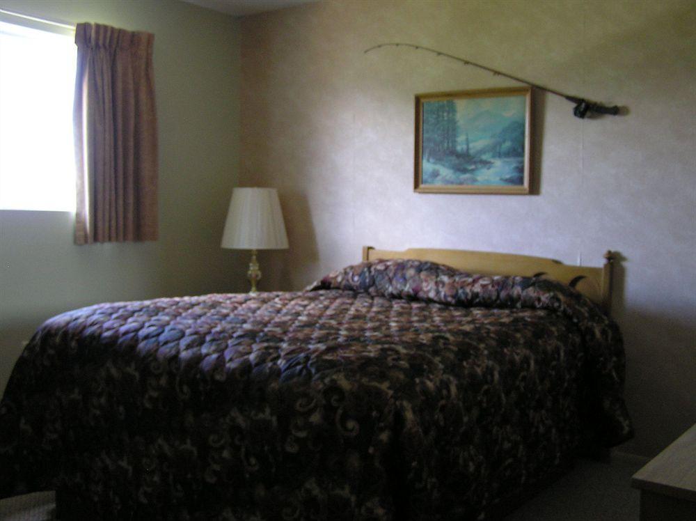 Laguna Vista Lodge Eagle Nest エクステリア 写真