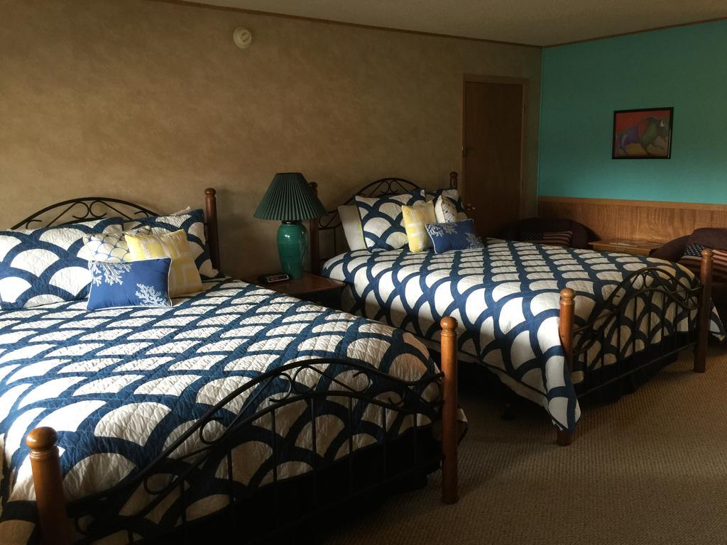 Laguna Vista Lodge Eagle Nest エクステリア 写真