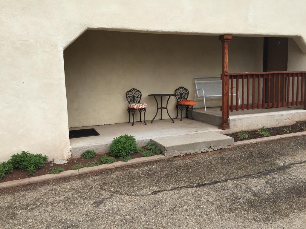 Laguna Vista Lodge Eagle Nest エクステリア 写真