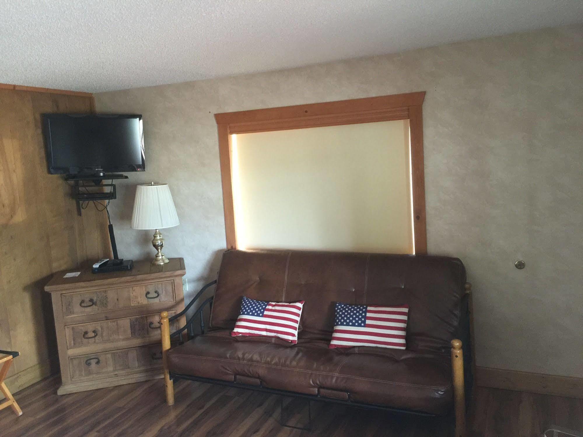 Laguna Vista Lodge Eagle Nest エクステリア 写真